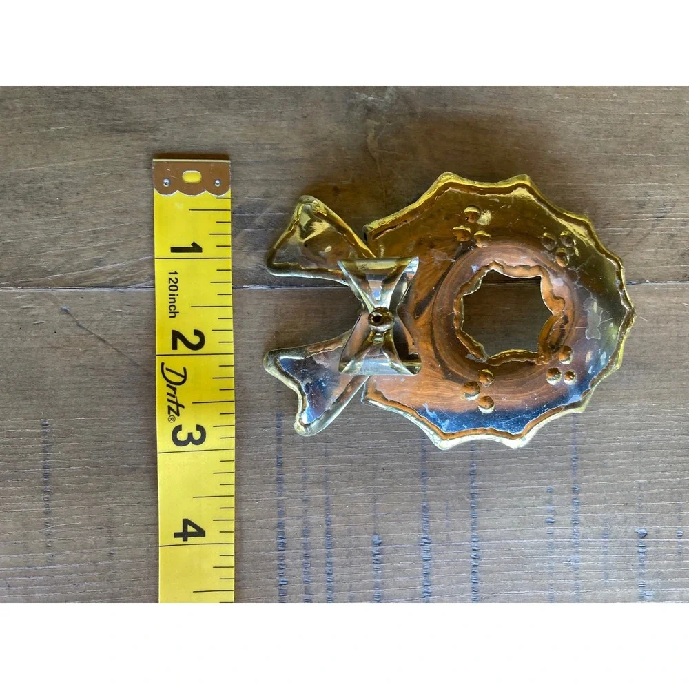 Vintage Mexico Mixed Metal Christmas Wreath Brooch Pin Gold Tone Bow Scalloped